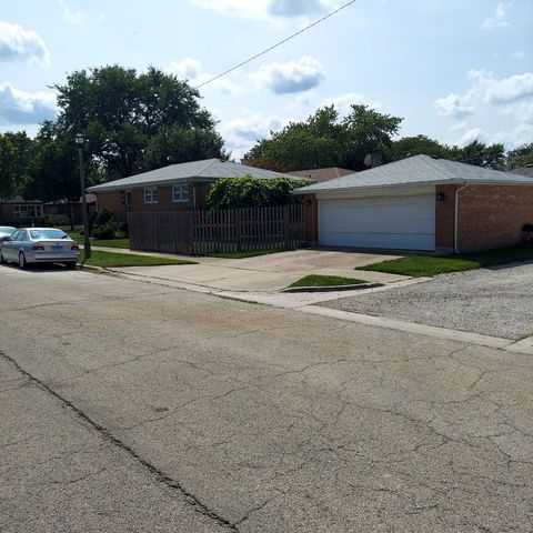 A home in Skokie