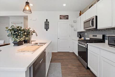 Tiny photo for 2018 Winterberry Trail, Wonder Lake, IL 60097 (MLS # 12724573)