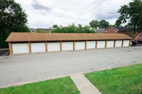 Tiny photo for 12750 Carriage Lane #F2, Crestwood, IL 60418 (MLS # 12460149)