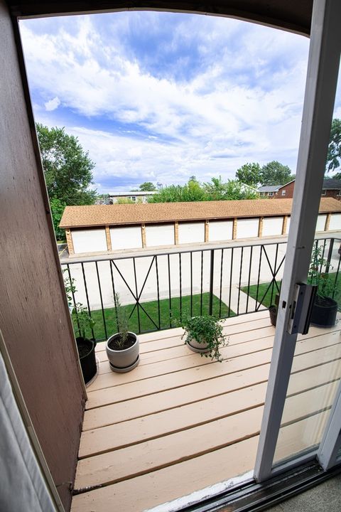 Tiny photo for 12750 Carriage Lane #F2, Crestwood, IL 60418 (MLS # 12460149)