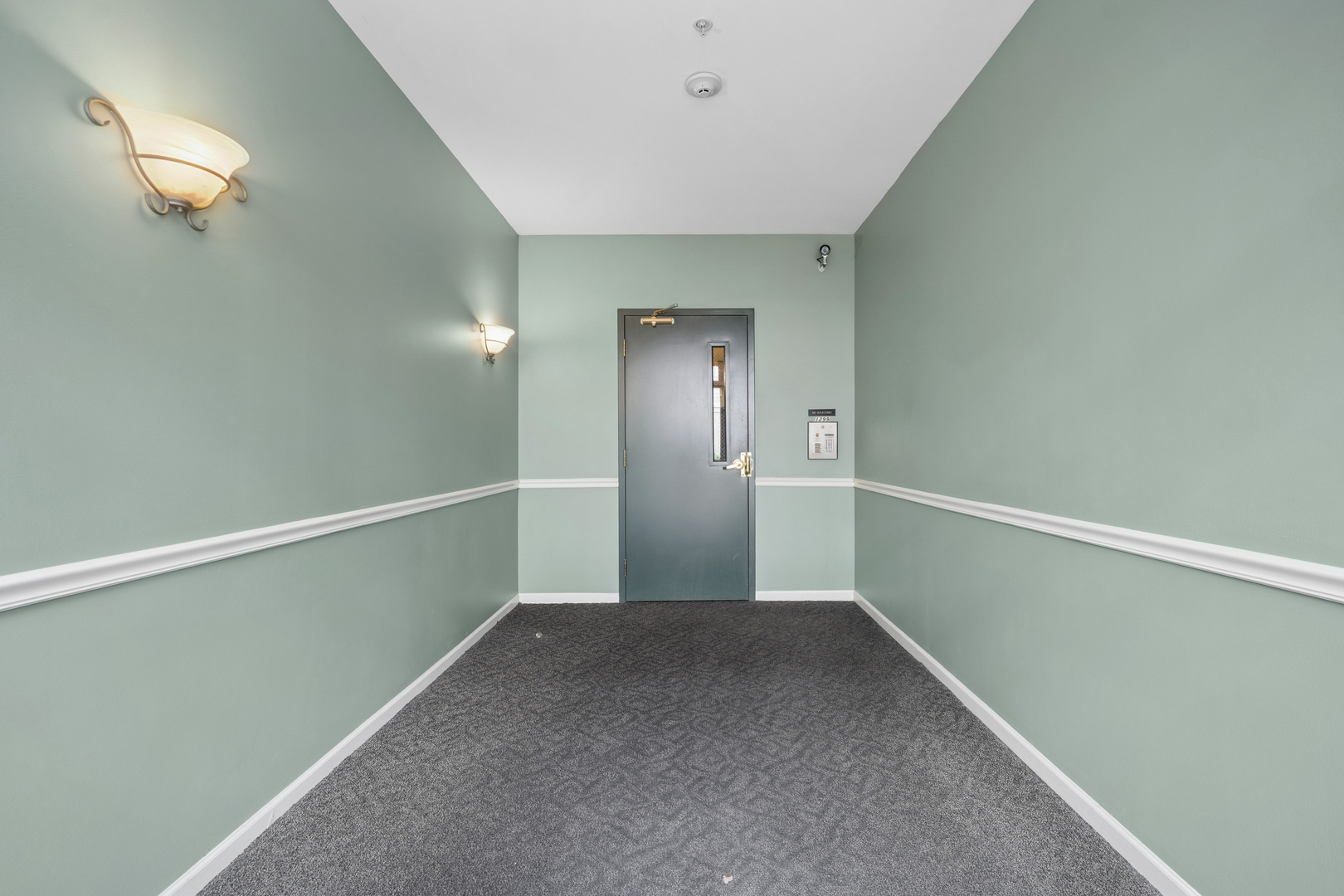 1299 W Lake Street 102