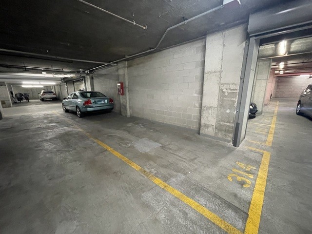 801 S Plymouth Court P-314