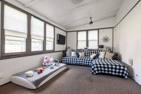 Tiny photo for 389 S West Avenue, Elmhurst, IL 60126 (MLS # 12690199)