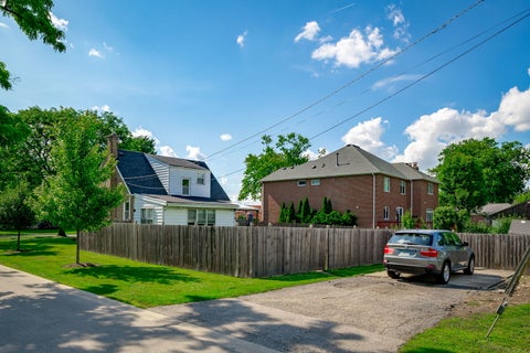 Tiny photo for 389 S West Avenue, Elmhurst, IL 60126 (MLS # 12690199)