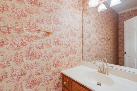 Tiny photo for 2104 Foxfield Road, St. Charles, IL 60174 (MLS # 12611824)