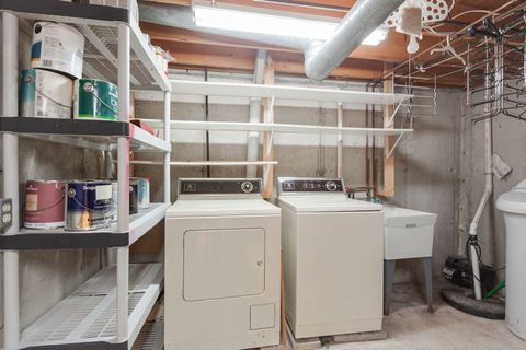 Tiny photo for 2104 Foxfield Road, St. Charles, IL 60174 (MLS # 12611824)