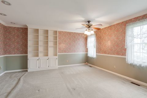 Tiny photo for 2104 Foxfield Road, St. Charles, IL 60174 (MLS # 12611824)