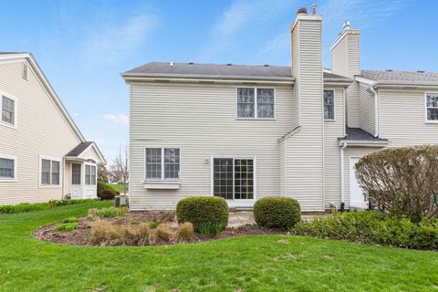 Tiny photo for 2104 Foxfield Road, St. Charles, IL 60174 (MLS # 12611824)