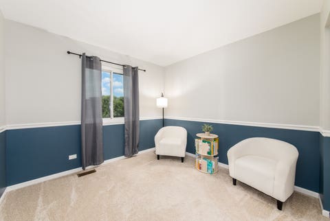 Tiny photo for 1211 N Lancaster Circle N, South Elgin, IL 60177 (MLS # 12731736)