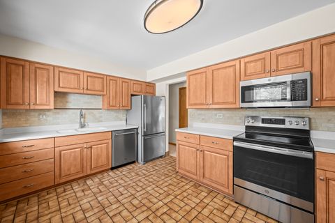 Tiny photo for 496 Raupp Boulevard, Buffalo Grove, IL 60089 (MLS # 12520916)