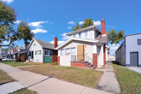 Photo of 206 157TH Street, Calumet City, IL 60409 (MLS # 12794392)