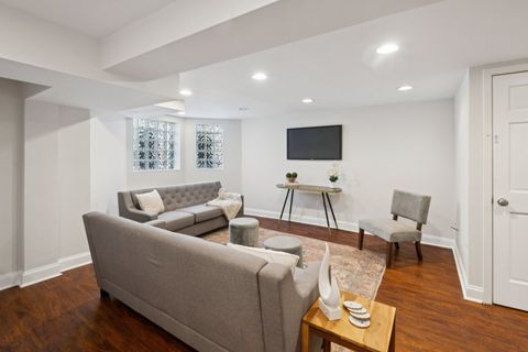 Tiny photo for 1619 W Bryn Mawr Avenue, Chicago, IL 60660 (MLS # 12581198)