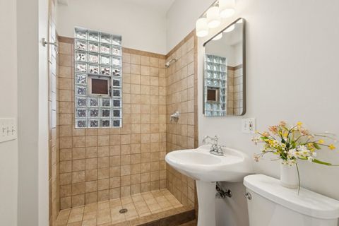 Tiny photo for 1619 W Bryn Mawr Avenue, Chicago, IL 60660 (MLS # 12581198)