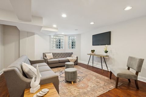 Tiny photo for 1619 W Bryn Mawr Avenue, Chicago, IL 60660 (MLS # 12581198)