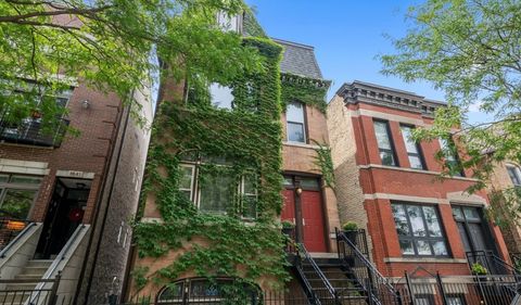 Photo of 1643 W Julian Street, Chicago, IL 60622 (MLS # 12612885)