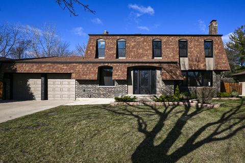 Photo of 720 N Maple Street, Itasca, IL 60143 (MLS # 12597338)
