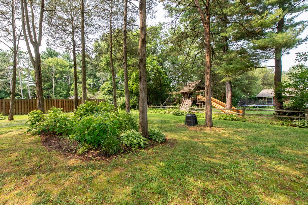 9816 W Oak Forest Drive