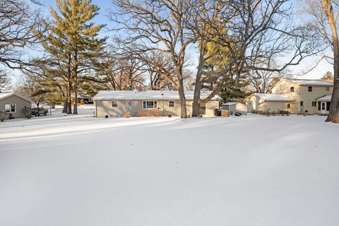 Tiny photo for Crystal Lake, IL 60014 (MLS # 12556146)
