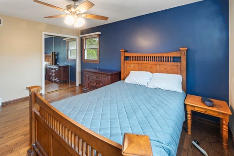 Tiny photo for 1621 Longmeadow Drive, Glenview, IL 60026 (MLS # 12736480)