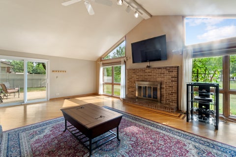 Tiny photo for 1621 Longmeadow Drive, Glenview, IL 60026 (MLS # 12736480)
