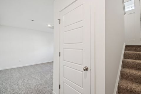 Tiny photo for 903 Briar Glen Court, Hampshire, IL 60140 (MLS # 12557949)