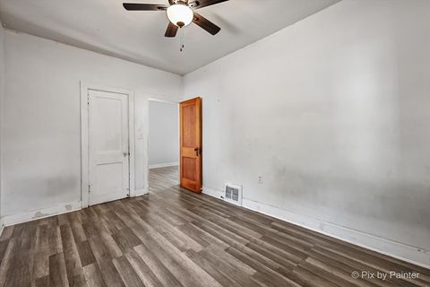 Tiny photo for 633 Slade Avenue, Elgin, IL 60120 (MLS # 12421252)