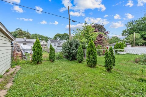 Tiny photo for 633 Slade Avenue, Elgin, IL 60120 (MLS # 12421252)