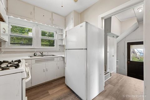 Tiny photo for 633 Slade Avenue, Elgin, IL 60120 (MLS # 12421252)