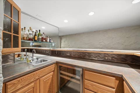 Tiny photo for 227 S Euclid Avenue, Oak Park, IL 60302 (MLS # 12085838)