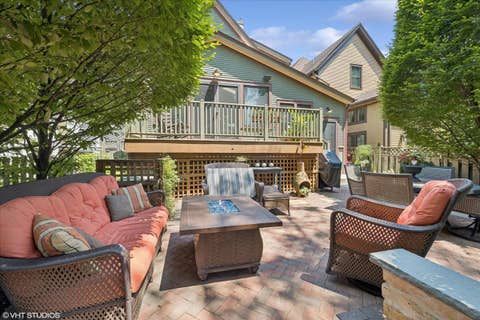 Tiny photo for 227 S Euclid Avenue, Oak Park, IL 60302 (MLS # 12085838)