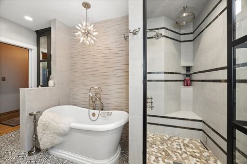 Tiny photo for 227 S Euclid Avenue, Oak Park, IL 60302 (MLS # 12085838)