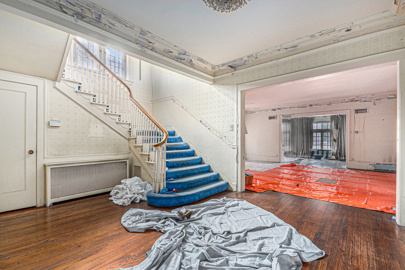 4959 S Greenwood Avenue