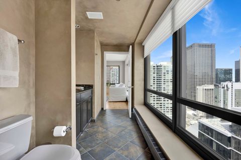 Tiny photo for 130 N Garland Court #3001, Chicago, IL 60602 (MLS # 12504651)