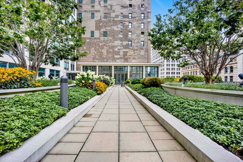 Tiny photo for 130 N Garland Court #3001, Chicago, IL 60602 (MLS # 12504651)