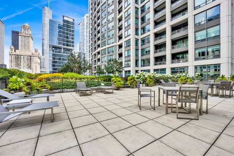 Tiny photo for 130 N Garland Court #3001, Chicago, IL 60602 (MLS # 12504651)