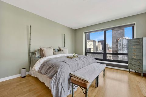 Tiny photo for 130 N Garland Court #3001, Chicago, IL 60602 (MLS # 12504651)