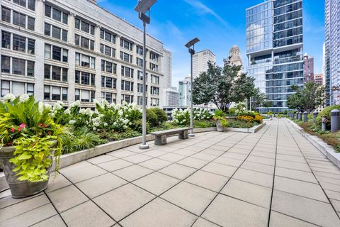 Tiny photo for 130 N Garland Court #3001, Chicago, IL 60602 (MLS # 12504651)