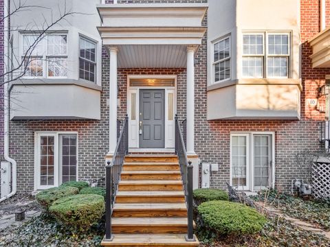 Tiny photo for 12 N Kensington Avenue, La Grange, IL 60525 (MLS # 12565664)