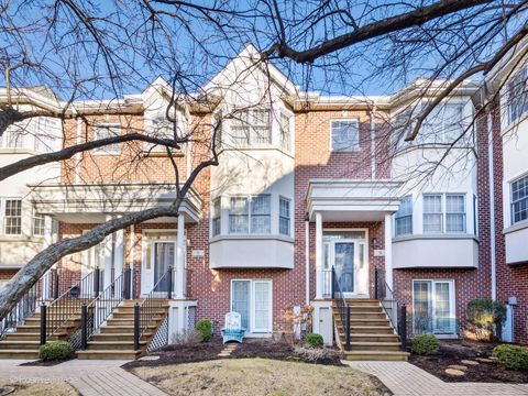 Tiny photo for 12 N Kensington Avenue, La Grange, IL 60525 (MLS # 12565664)