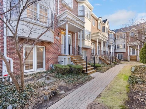 12 N Kensington Avenue La Grange IL 60525