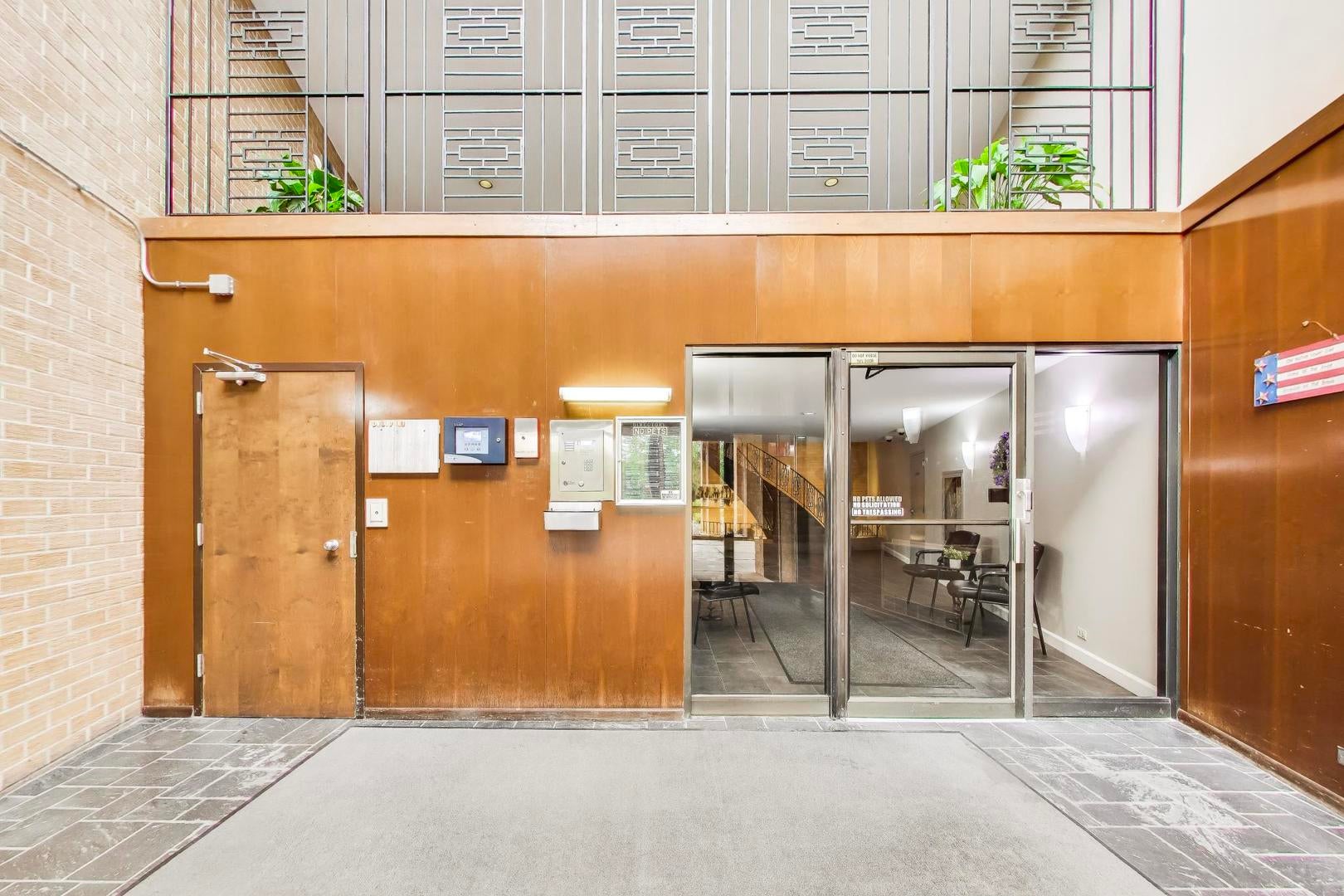 900 W Sunset Drive 409