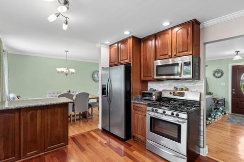 Tiny photo for 801 E Greenwood Drive, Mount Prospect, IL 60056 (MLS # 12791198)