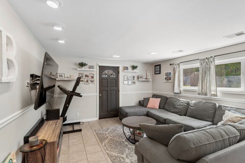 Tiny photo for 801 E Greenwood Drive, Mount Prospect, IL 60056 (MLS # 12791198)