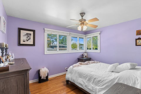 Tiny photo for 801 E Greenwood Drive, Mount Prospect, IL 60056 (MLS # 12791198)