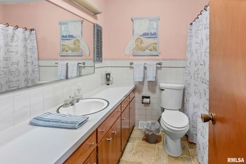 Tiny photo for 20 BEL AIR Drive, Centralia, IL 62801 (MLS # EB460806)