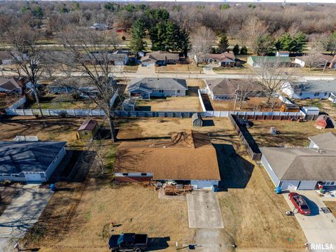 Tiny photo for 20 BEL AIR Drive, Centralia, IL 62801 (MLS # EB460806)