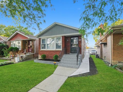 Tiny photo for 242 E 107th Street, Chicago, IL 60628 (MLS # 12487440)