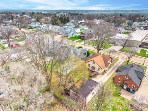 Tiny photo for 2319 5th Street, Peru, IL 61354 (MLS # 12610837)