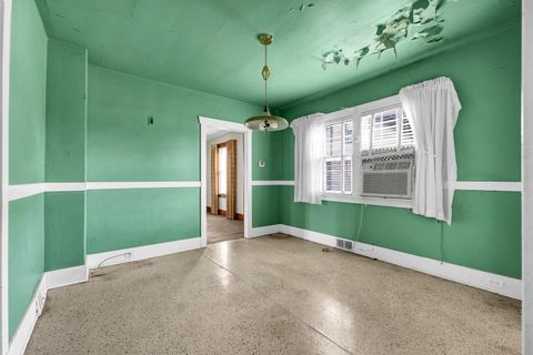 Tiny photo for 2319 5th Street, Peru, IL 61354 (MLS # 12610837)