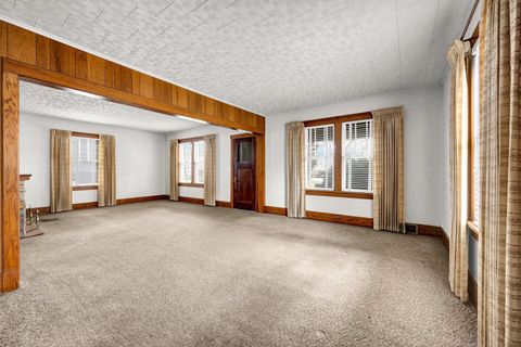 Tiny photo for 2319 5th Street, Peru, IL 61354 (MLS # 12610837)